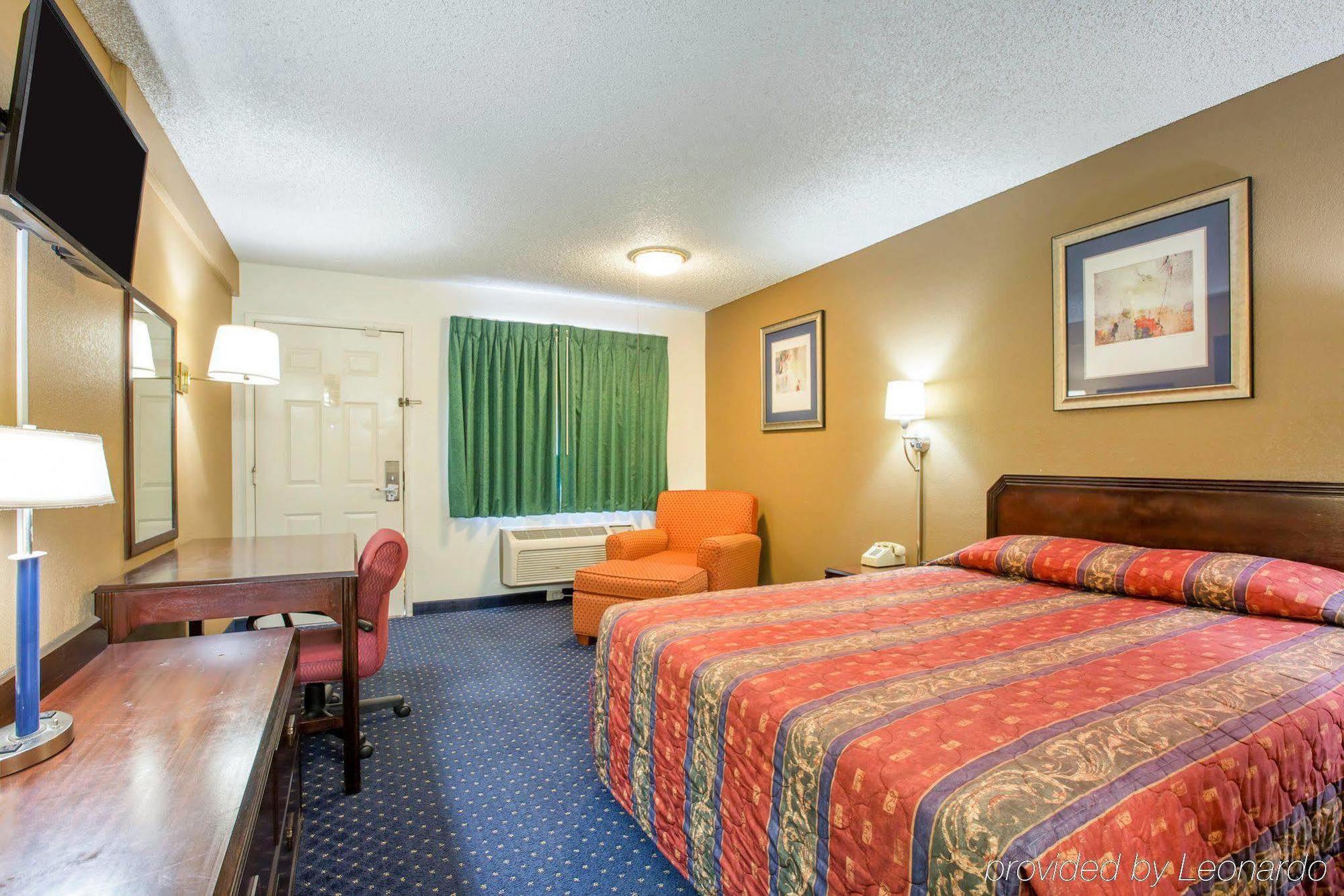 Motel 6-Fresno, Ca - Yosemite Hwy Екстериор снимка