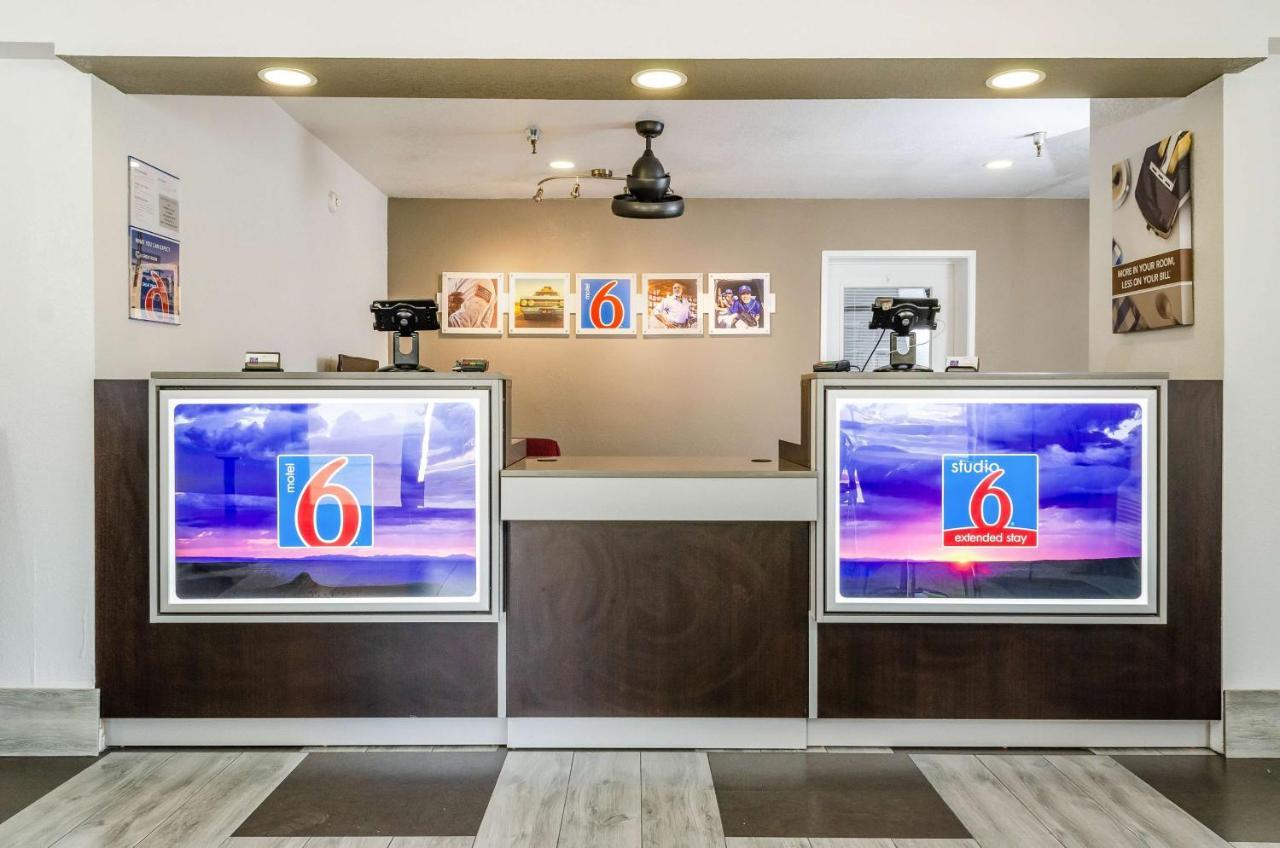 Motel 6-Fresno, Ca - Yosemite Hwy Екстериор снимка